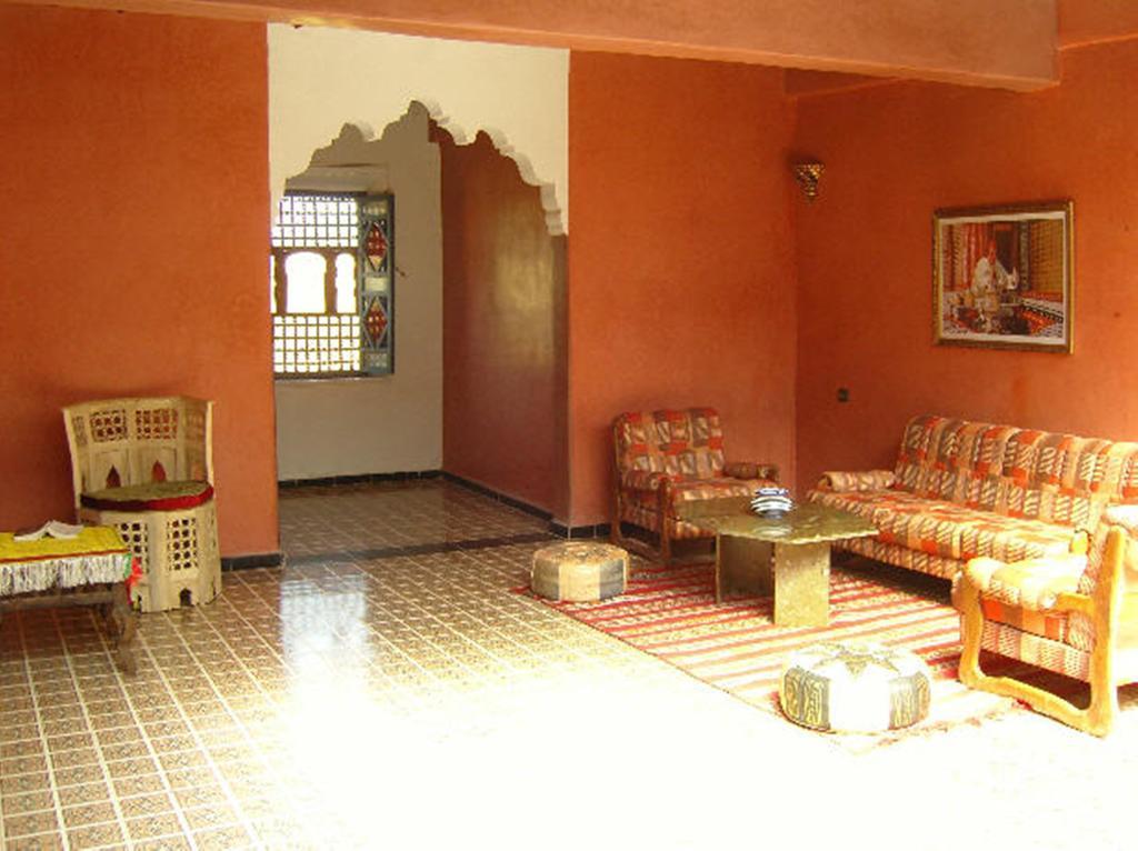 Tamnougalt Kasbah Itrane Bed & Breakfast エクステリア 写真